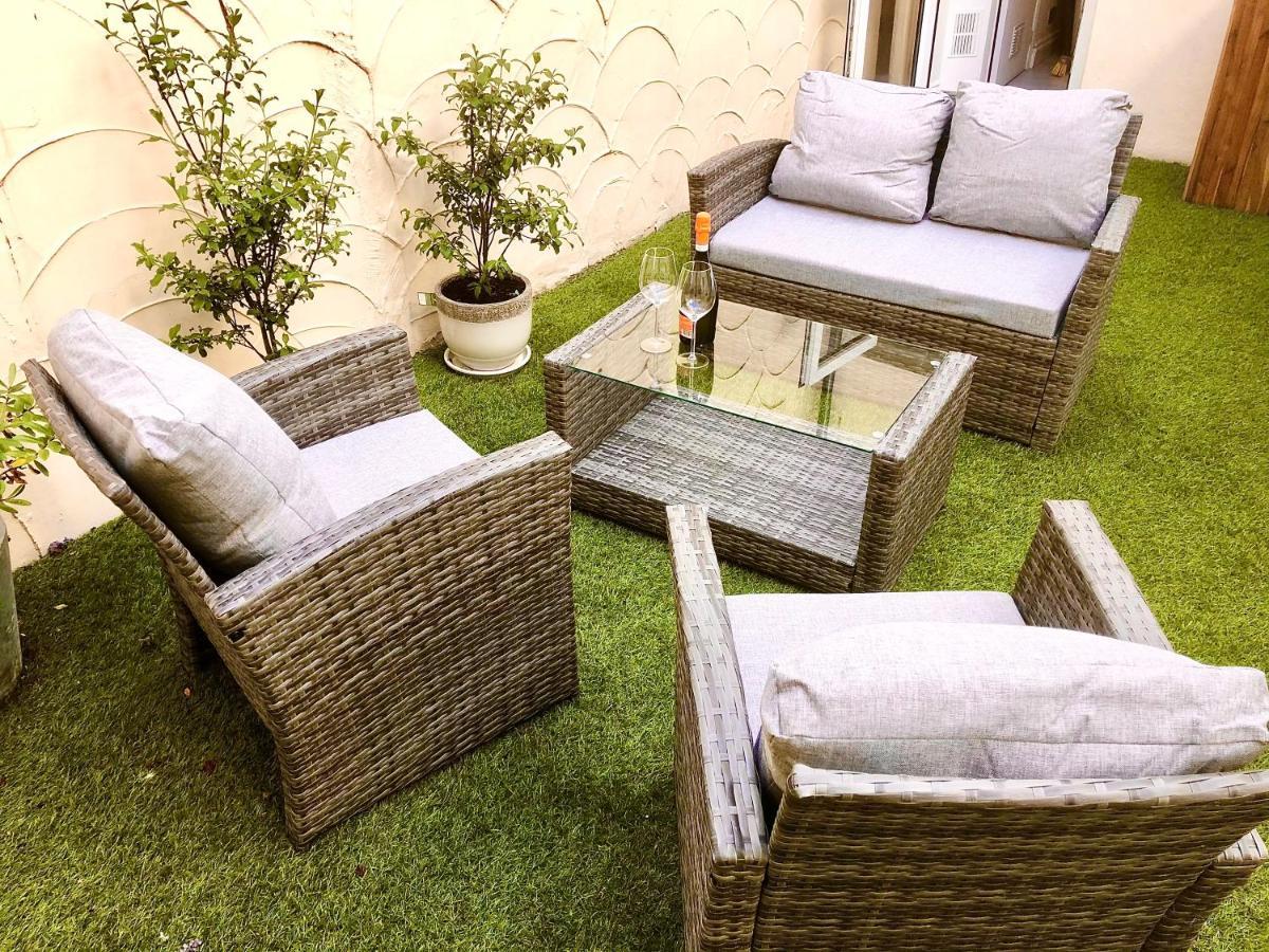 *Beachfront*- Stylish, Spacious +Private Courtyard Brighton Dış mekan fotoğraf
